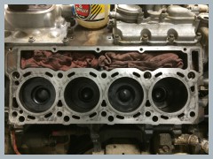 Clean 6L Block